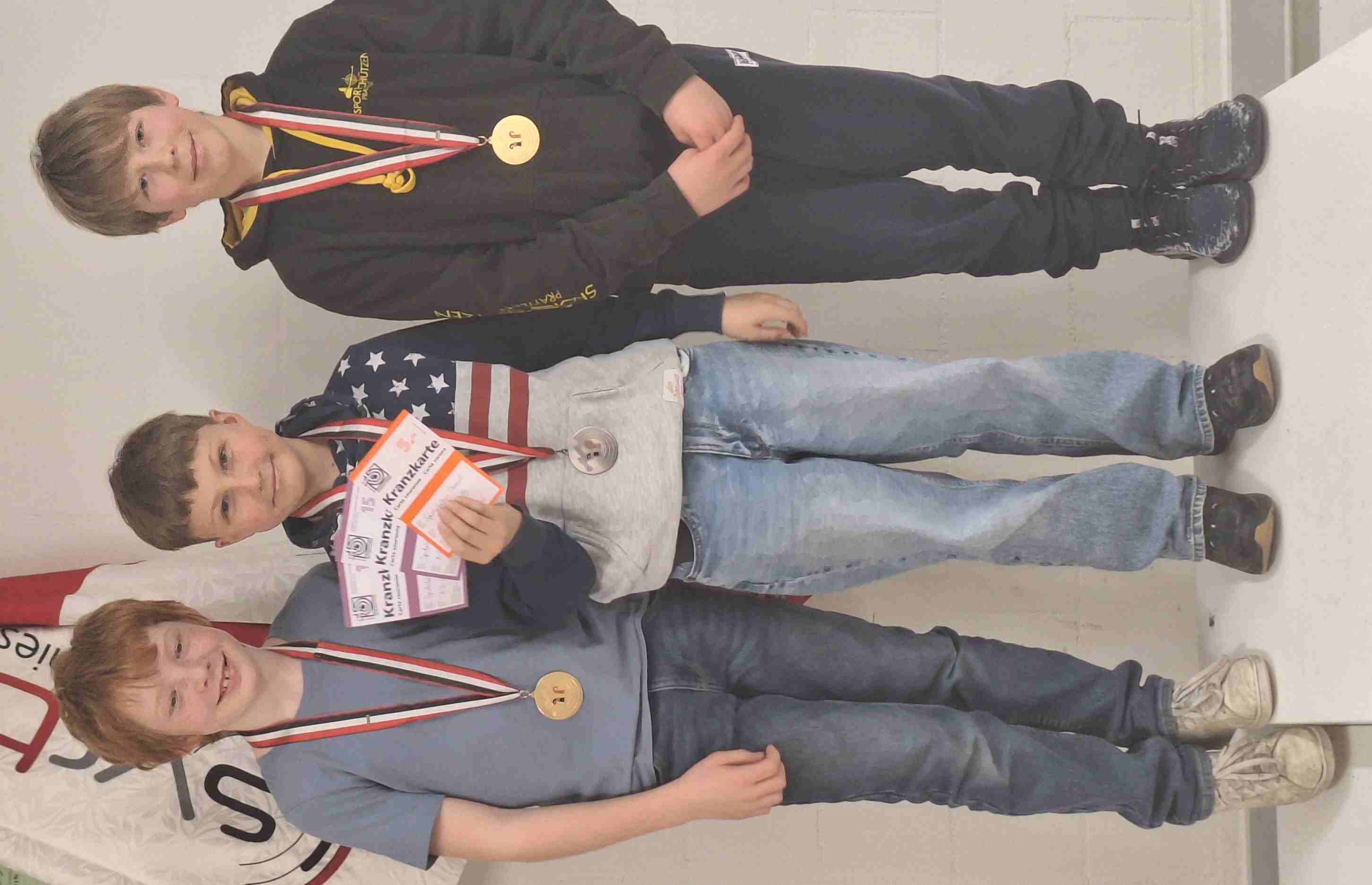 Siegreiche gruppe: Noé Oberlin, Valerio Schreier, Fynn Stutzmann (Unterstützung aus Pratteln)